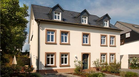 Ernst Cluesserath Weingut & Weinhotelchen トリッテンハイム エクステリア 写真
